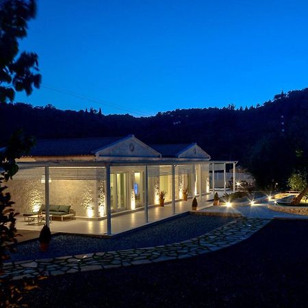 Paxos Luxury Living Junior Suites 盖奥斯 外观 照片