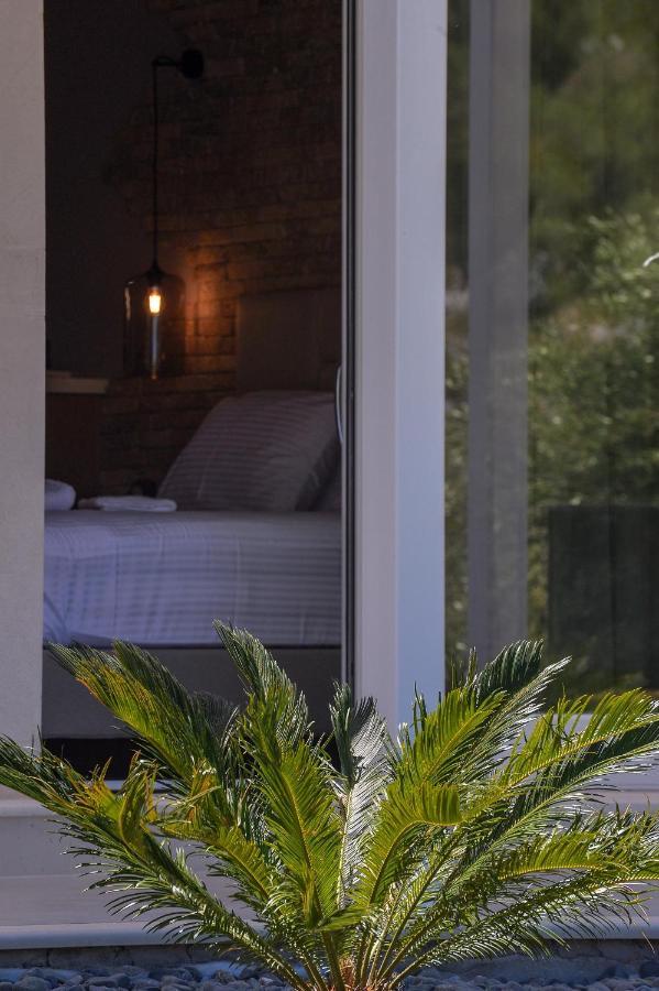 Paxos Luxury Living Junior Suites 盖奥斯 外观 照片