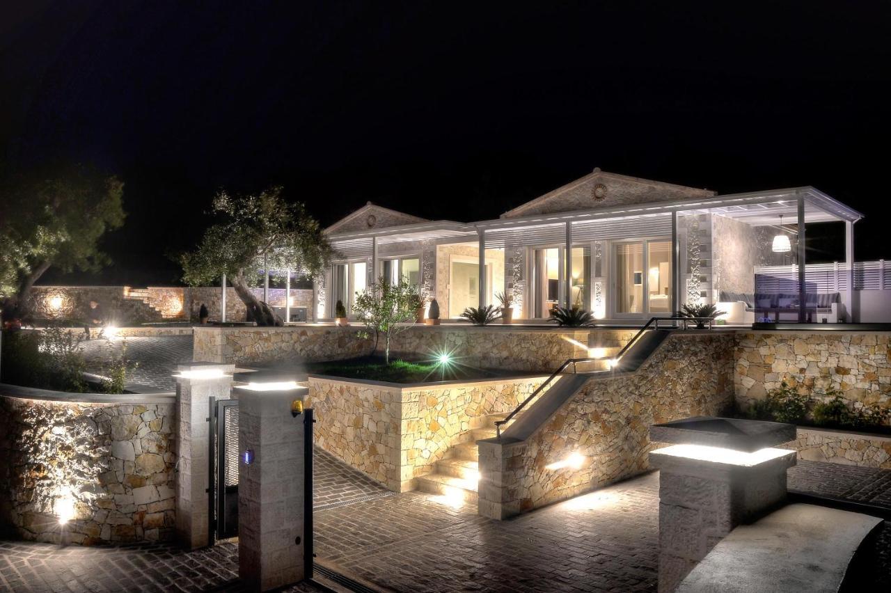 Paxos Luxury Living Junior Suites 盖奥斯 外观 照片