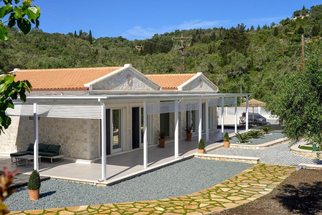 Paxos Luxury Living Junior Suites 盖奥斯 外观 照片